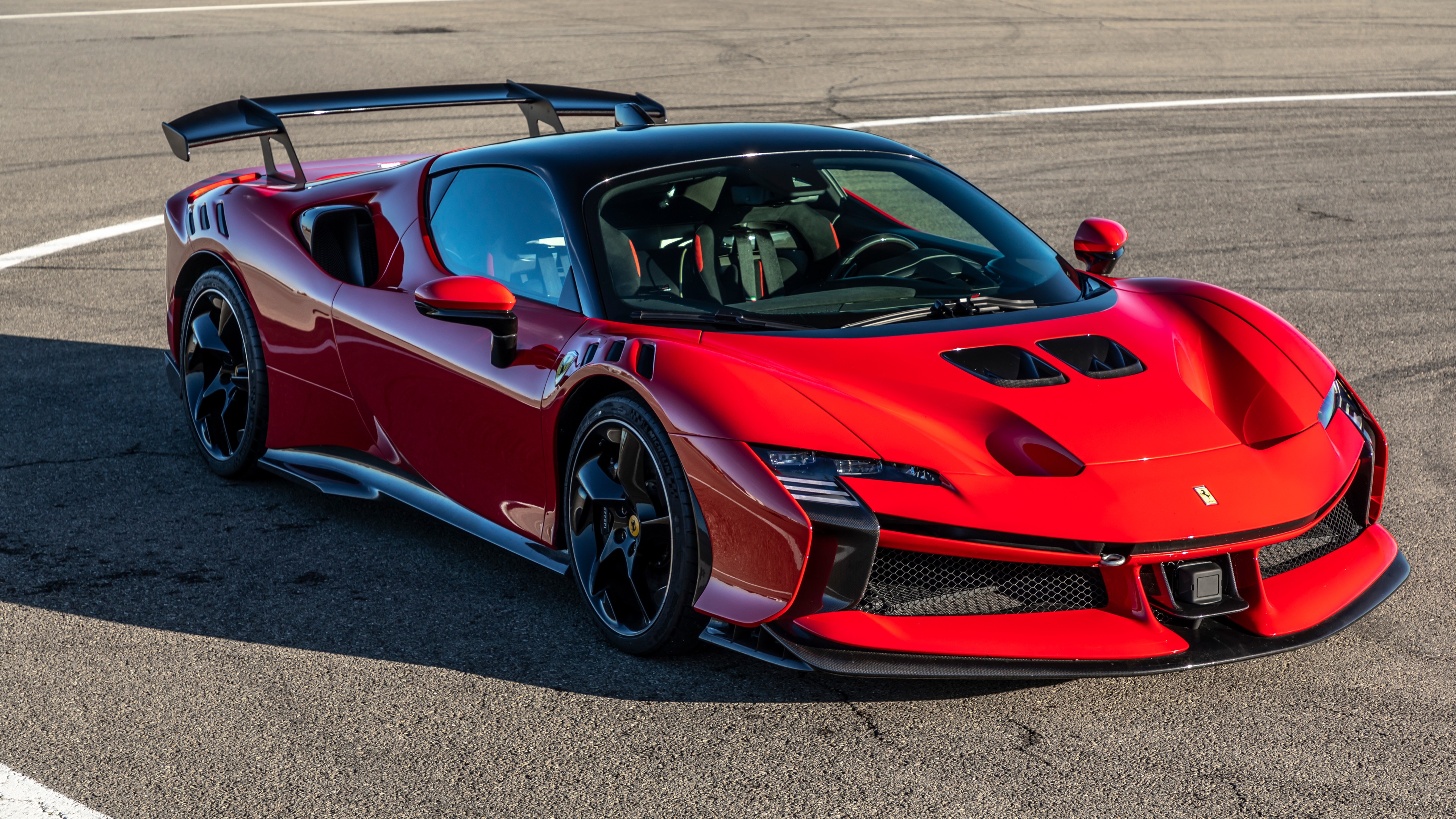 Ferrari SF90 XX Stradale on track